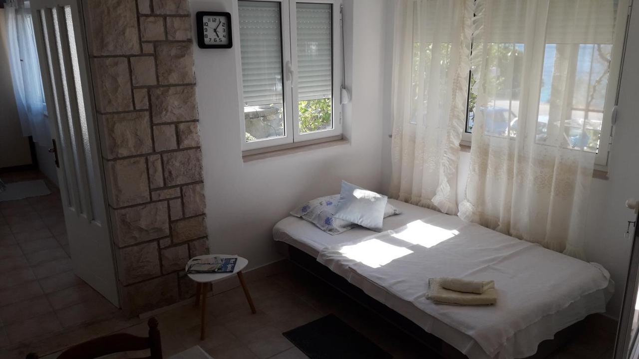 Appartement Apartman "Ante" à Zrnovo Extérieur photo